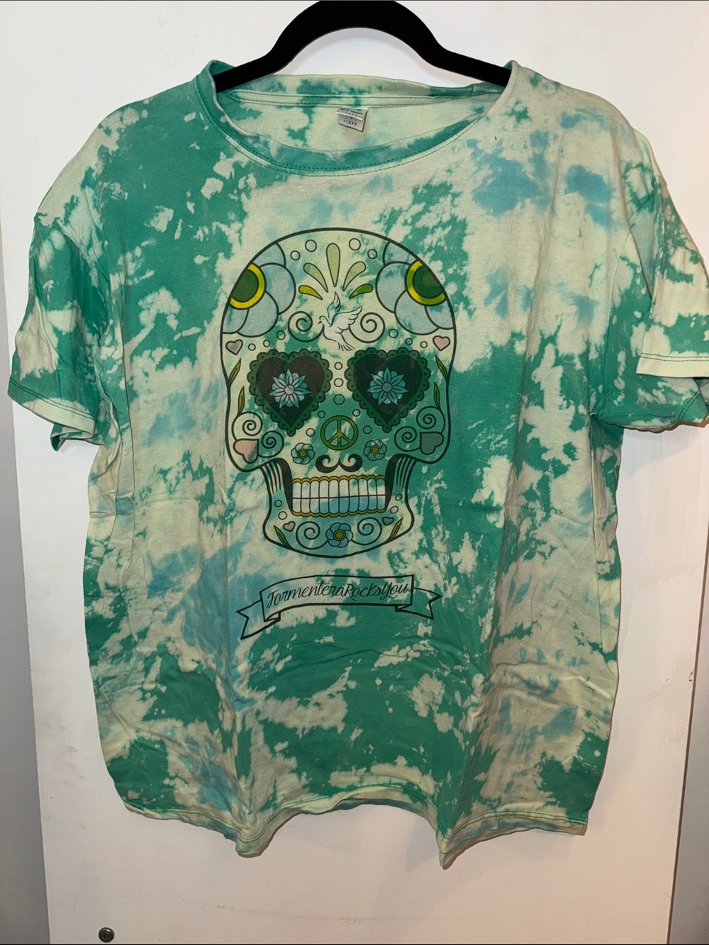 Tie-Dye Skull Graphic Tee - Green & White